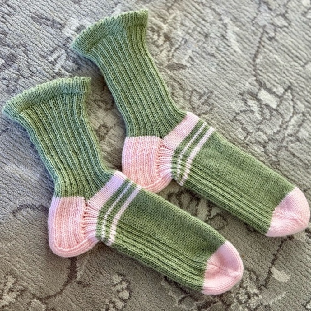 Women’s Hand Knitted Chic Green and Pink Ribbed Striped Socks 🧦